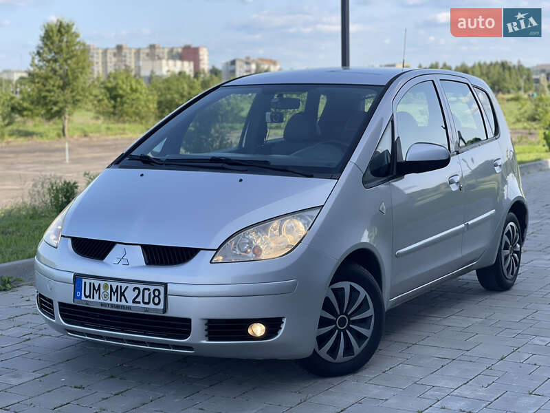 Хэтчбек Mitsubishi Colt 2008 в 