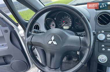 Хэтчбек Mitsubishi Colt 2008 в 