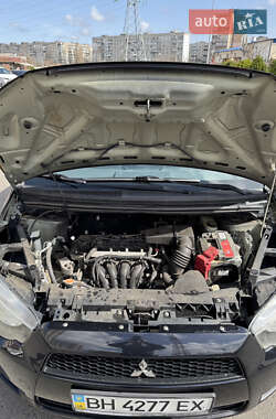 Хэтчбек Mitsubishi Colt 2008 в 