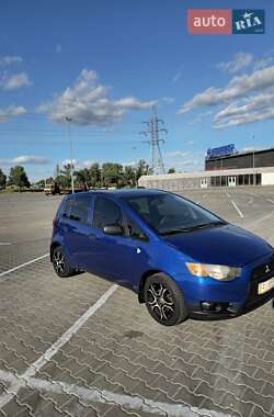 Хэтчбек Mitsubishi Colt 2009 в 
