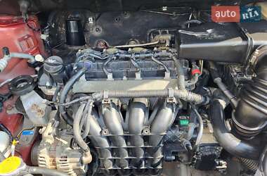 Хэтчбек Mitsubishi Colt 2006 в 