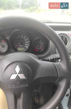 Хетчбек Mitsubishi Colt 2007 в 