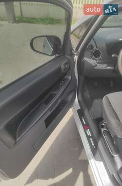 Хетчбек Mitsubishi Colt 2007 в 