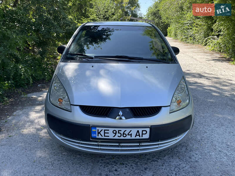 Хетчбек Mitsubishi Colt 2006 в Дніпрі