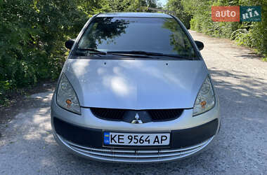 Хэтчбек Mitsubishi Colt 2006 в 