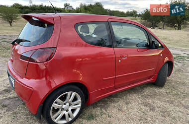 Хэтчбек Mitsubishi Colt 2005 в 