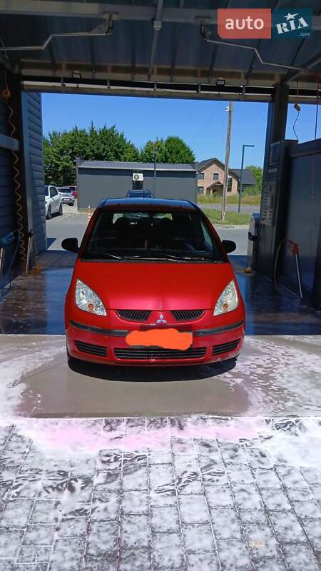 Хэтчбек Mitsubishi Colt 2008 в 