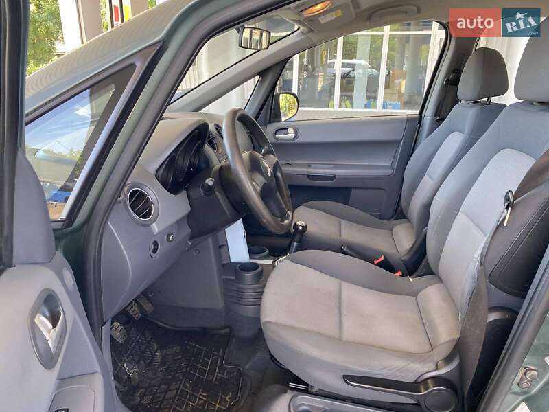 Хэтчбек Mitsubishi Colt 2006 в Николаеве
