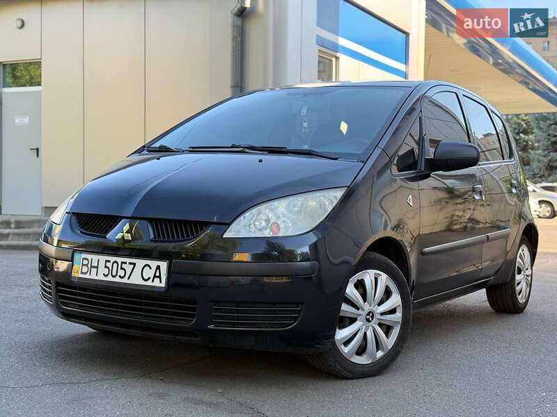 Хэтчбек Mitsubishi Colt 2008 в 