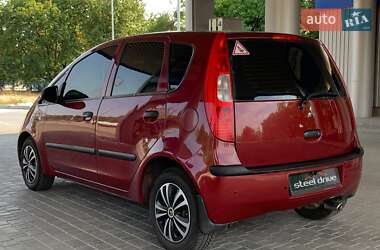 Хэтчбек Mitsubishi Colt 2005 в 
