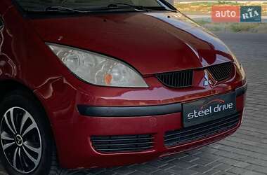 Хэтчбек Mitsubishi Colt 2005 в 