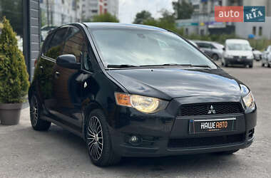 Хэтчбек Mitsubishi Colt 2010 в 