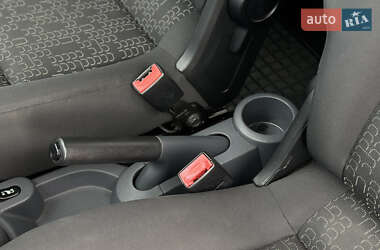 Хэтчбек Mitsubishi Colt 2010 в 