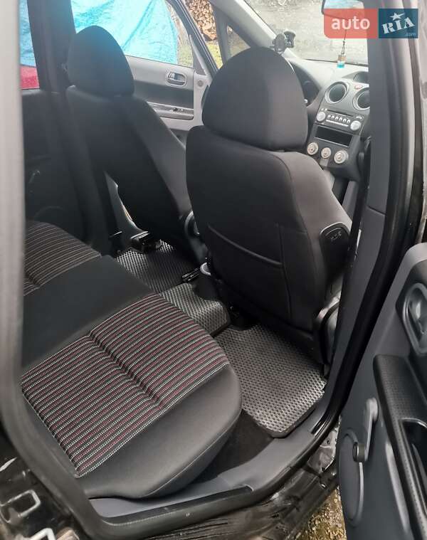 Хетчбек Mitsubishi Colt 2008 в Калуші
