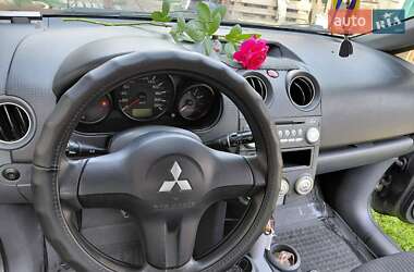 Хэтчбек Mitsubishi Colt 2008 в 