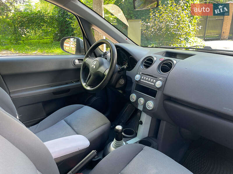Хетчбек Mitsubishi Colt 2007 в Києві