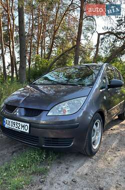 Хэтчбек Mitsubishi Colt 2005 в 