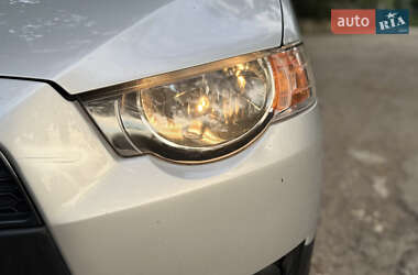 Хэтчбек Mitsubishi Colt 2009 в 