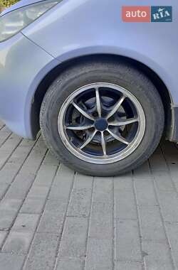Хетчбек Mitsubishi Colt 2006 в 