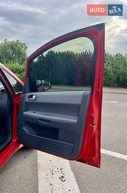 Хэтчбек Mitsubishi Colt 2007 в 