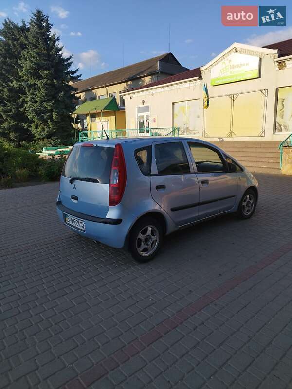 Хетчбек Mitsubishi Colt 2006 в 