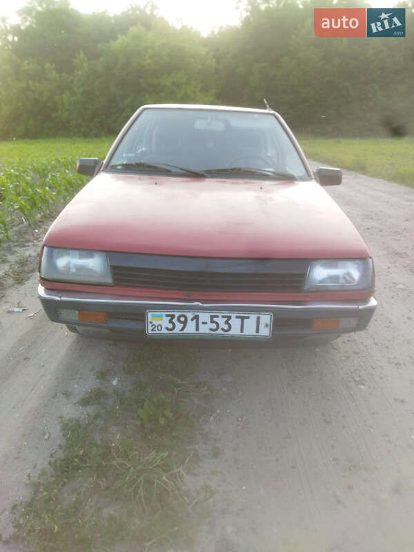 Хэтчбек Mitsubishi Colt 1985 в Кременце фото Хэтчбек Mitsubishi Colt 1985 в Кременце