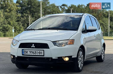 Хэтчбек Mitsubishi Colt 2010 в 