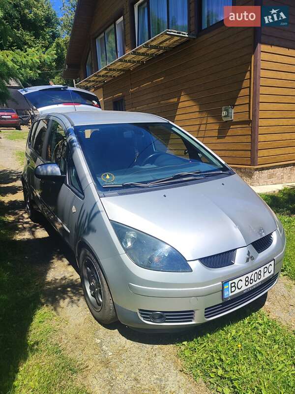 Хэтчбек Mitsubishi Colt 2008 в Сколе
