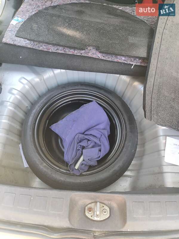 Хэтчбек Mitsubishi Colt 2008 в Сколе