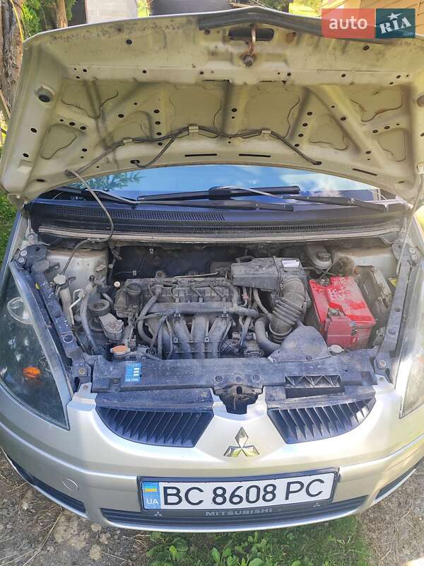 Хэтчбек Mitsubishi Colt 2008 в Сколе