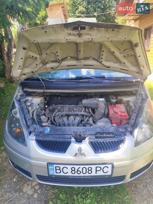Хэтчбек Mitsubishi Colt 2008 в Сколе