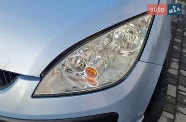Хэтчбек Mitsubishi Colt 2006 в 