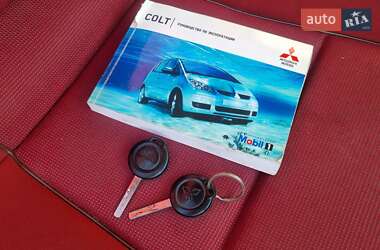 Хэтчбек Mitsubishi Colt 2006 в 
