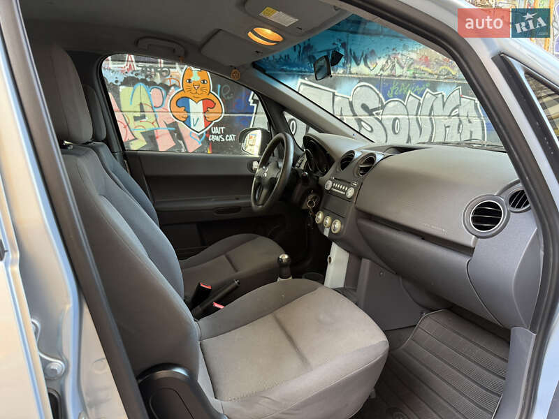 Хэтчбек Mitsubishi Colt 2005 в Одессе