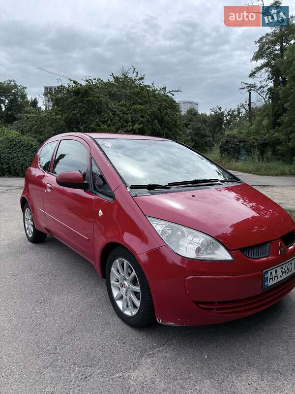 Хэтчбек Mitsubishi Colt 2006 в Киеве