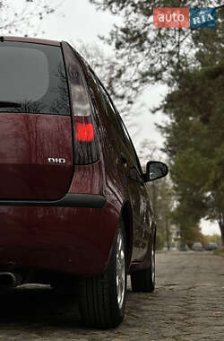 Хэтчбек Mitsubishi Colt 2005 в 