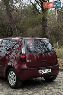 Хэтчбек Mitsubishi Colt 2005 в 