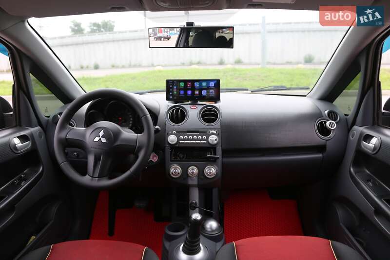 Хэтчбек Mitsubishi Colt 2008 в Киеве