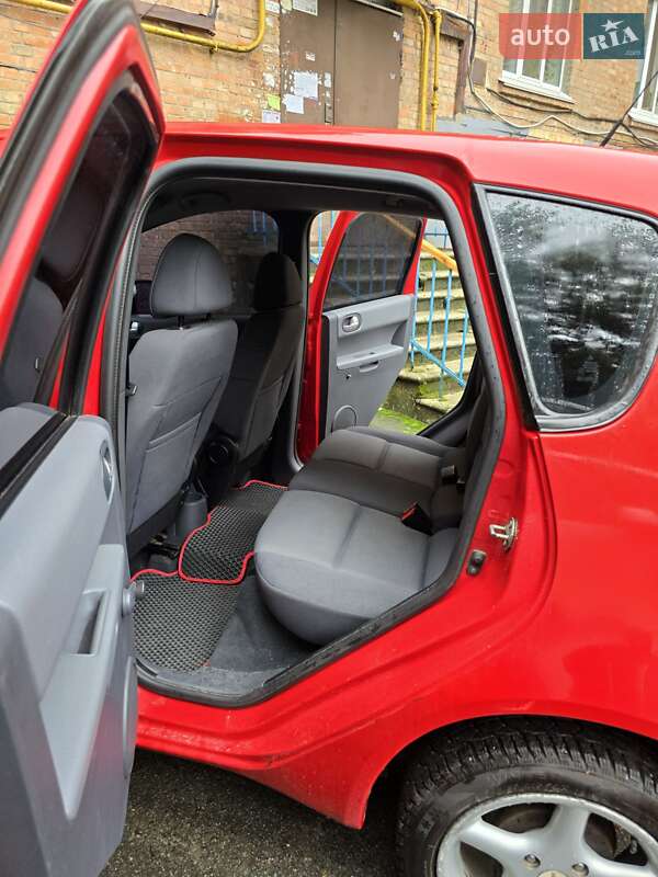 Хэтчбек Mitsubishi Colt 2007 в Киеве