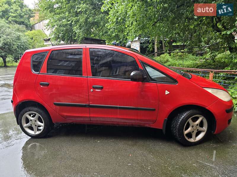 Хэтчбек Mitsubishi Colt 2007 в Киеве