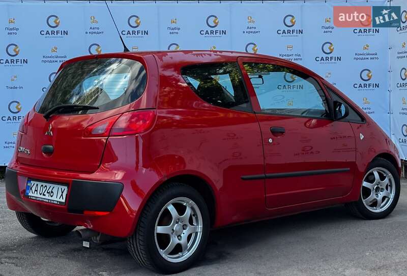 Хэтчбек Mitsubishi Colt 2006 в Киеве