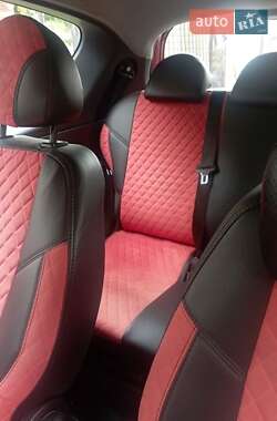 Хэтчбек Mitsubishi Colt 2008 в 