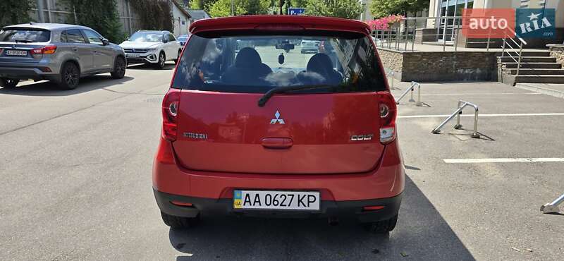 Хэтчбек Mitsubishi Colt 2009 в Киеве