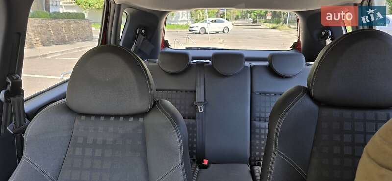Хэтчбек Mitsubishi Colt 2009 в Киеве