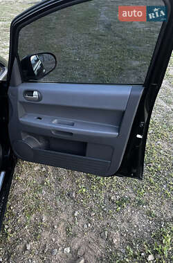 Хэтчбек Mitsubishi Colt 2007 в 