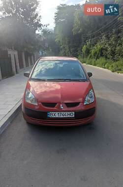 Хэтчбек Mitsubishi Colt 2005 в 