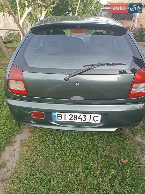 Хэтчбек Mitsubishi Colt 2003 в Полтаве