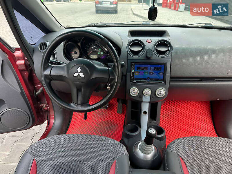 Хэтчбек Mitsubishi Colt 2005 в Днепре