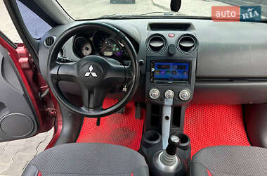 Хэтчбек Mitsubishi Colt 2005 в 