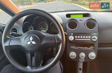 Хэтчбек Mitsubishi Colt 2008 в 